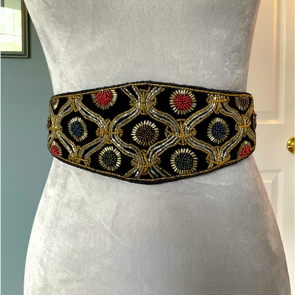 Vintage Carolyn Barton Night beaded belt. Size S, 28”